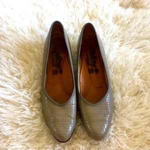 Vintage authentic leather Shelby comfort flex shoes 8